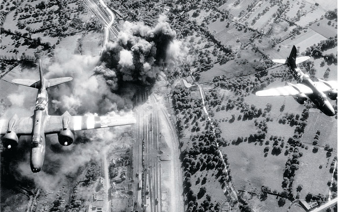 Les trains de la victoire. Le rôle du chemin de fer dans la libération de la France – 1944-1945