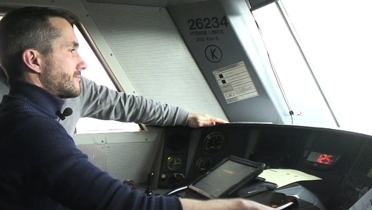 LVDR3326 : En cabine d’une Sybic à 200 Km/h, entre Nevers et Clermont (3e partie)