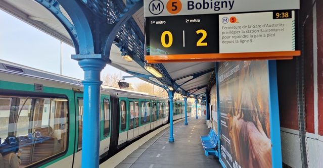 De nouveaux panneaux pour le métro parisien