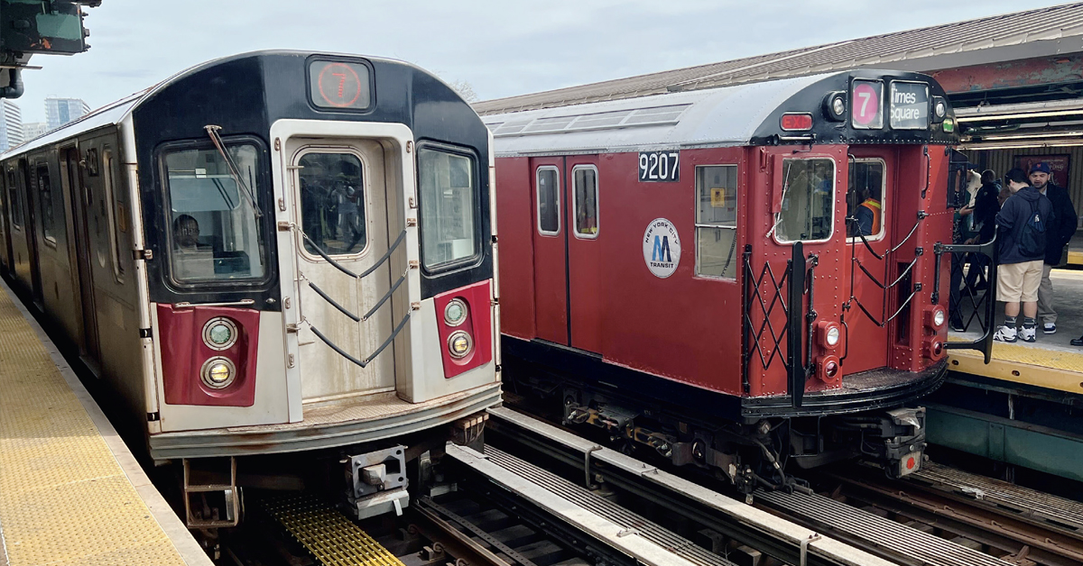 New York. Les fans de baseball remontent le temps à bord d’une rame « Redbird »