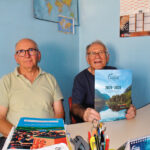 Gilbert Valade (à dr.) et Michel Roche de la section périgourdine de l’ATC-Routes du monde.