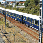 En Charente-Maritime, le Seudre Océan Express, train restaurant de l’association Trains & Traction, circule de Saujon à La Tremblade. Il a été mis en service en 2021.
